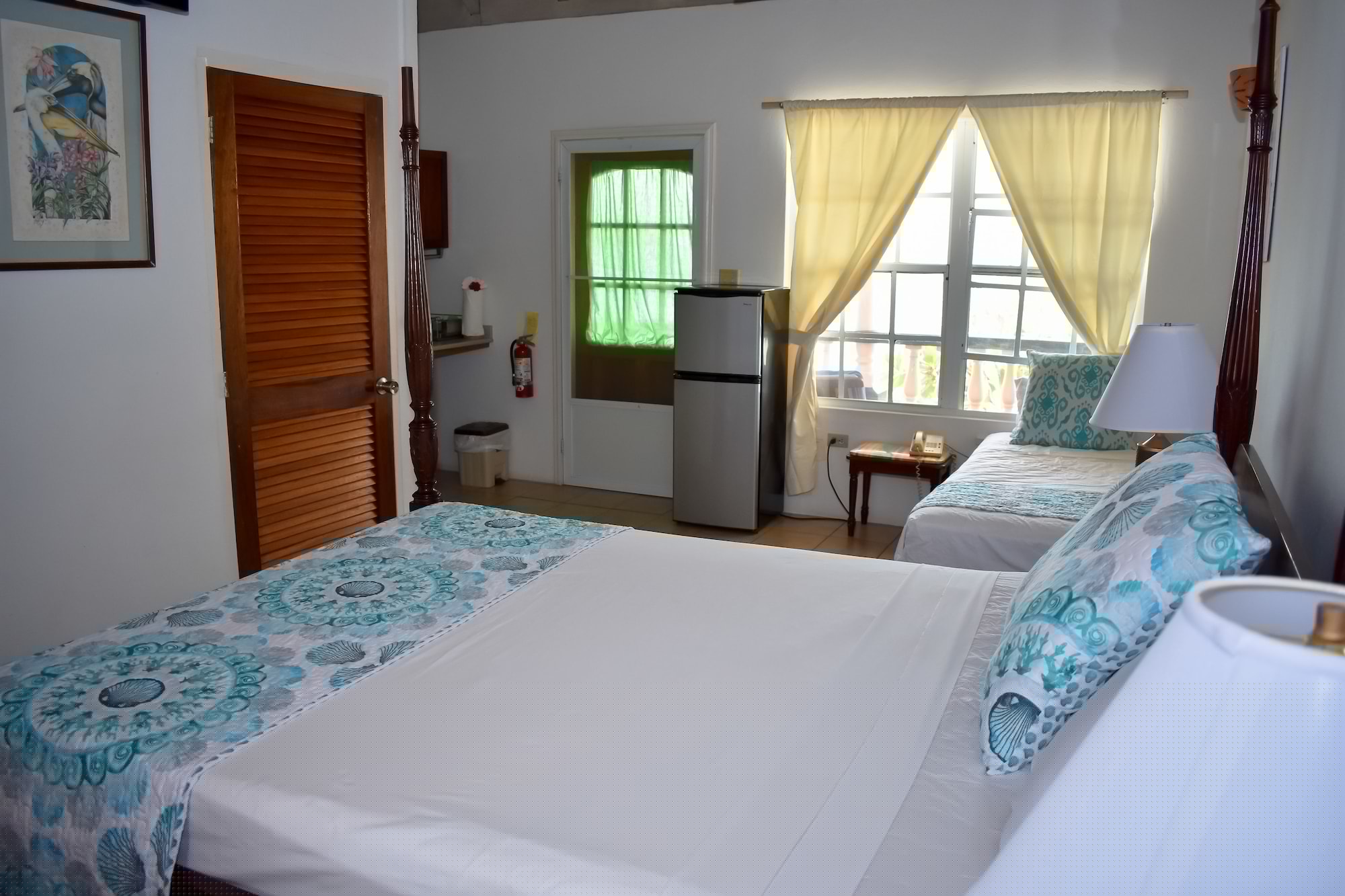 SUPERIOR, SUITE, OCEAN VIEW, KITCHENETTE