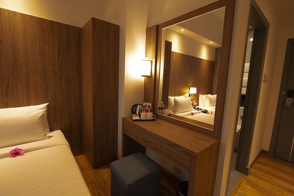 AZ HOTEL & SERVICED APARTMENTS 19/36
