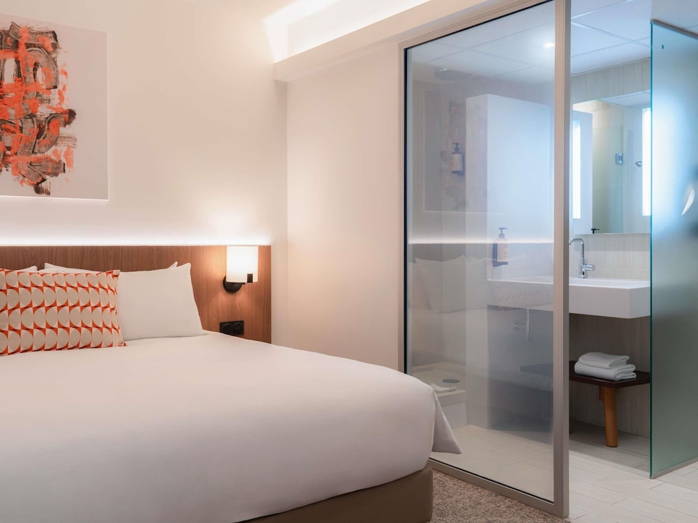 SUPERIOR, DOUBLE BED