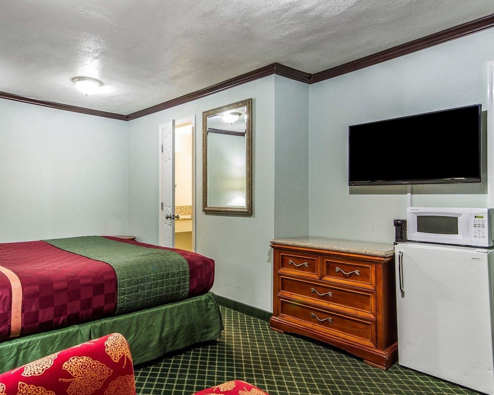 Sycamore Inn Chico University Area 43/50