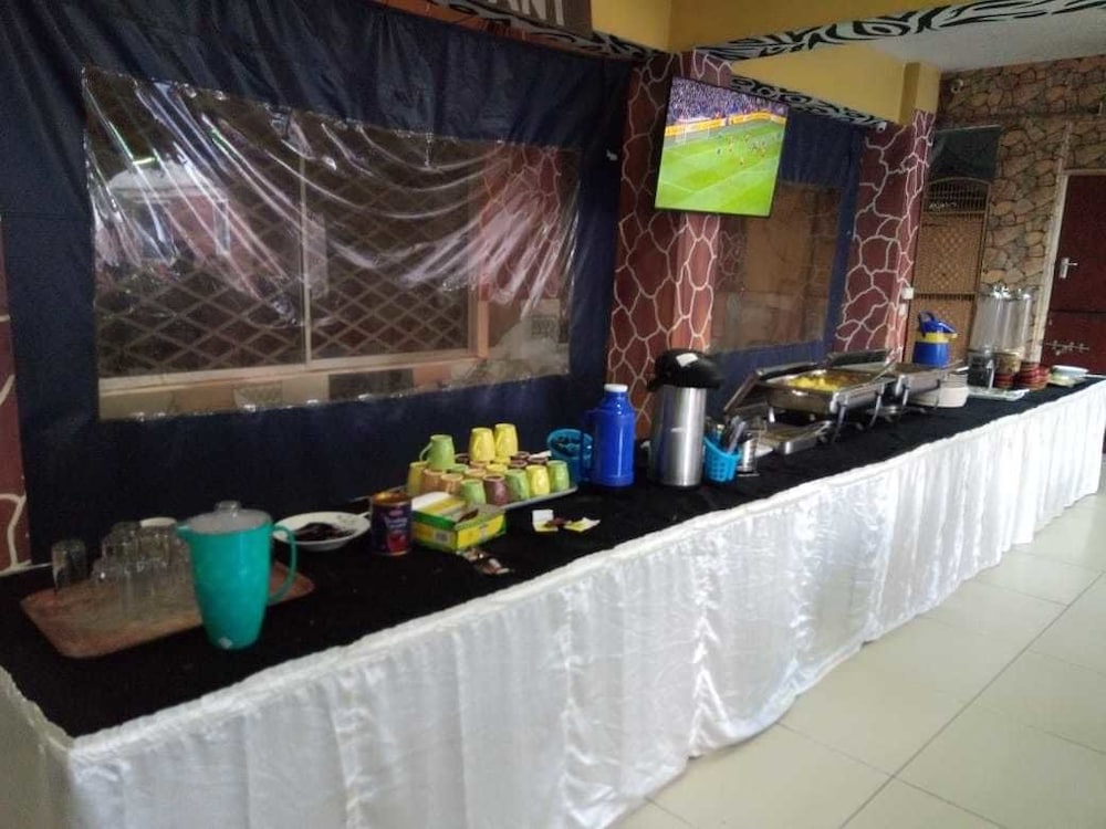 Nairobi Glory Palace Hotel Ltd 5/50