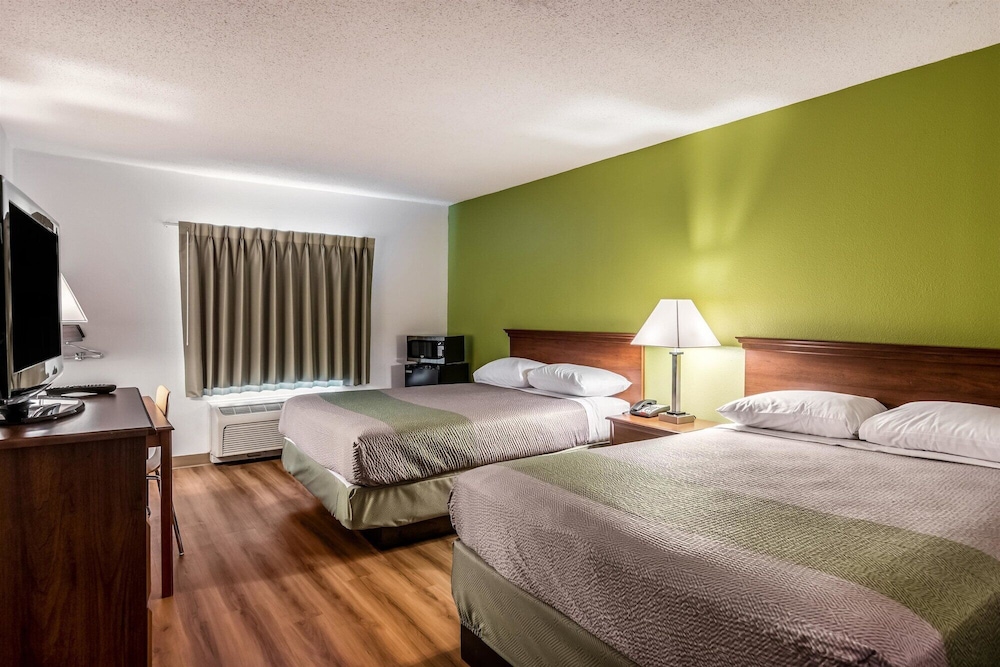 Motel6 Petersburg, VA - Fort Lee 15/45