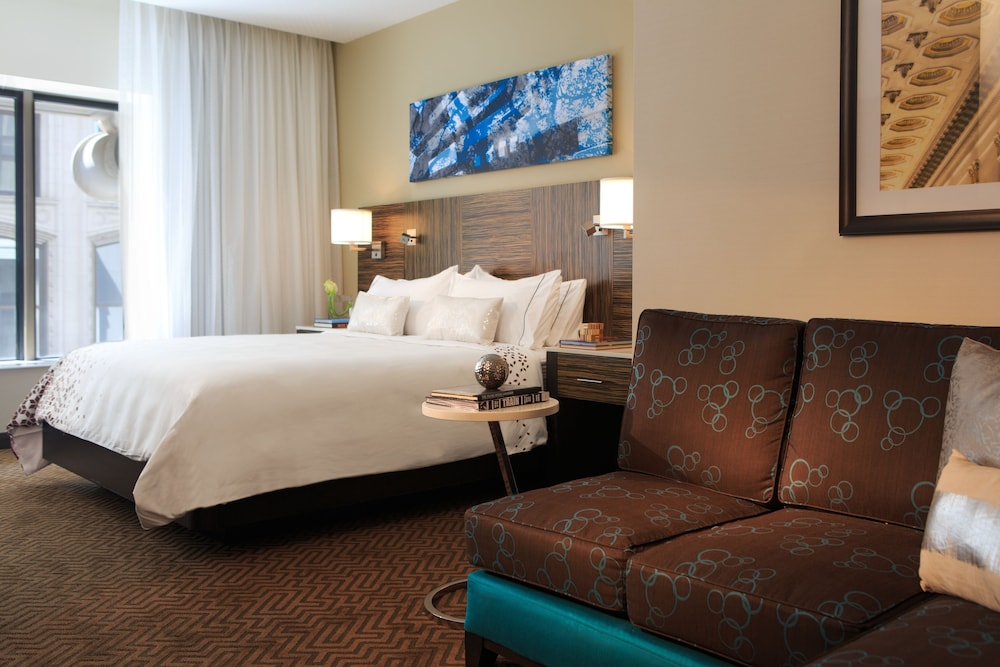 RENAISSANCE DENVER DOWNTOWN CITY CENTER HOTEL 12/56