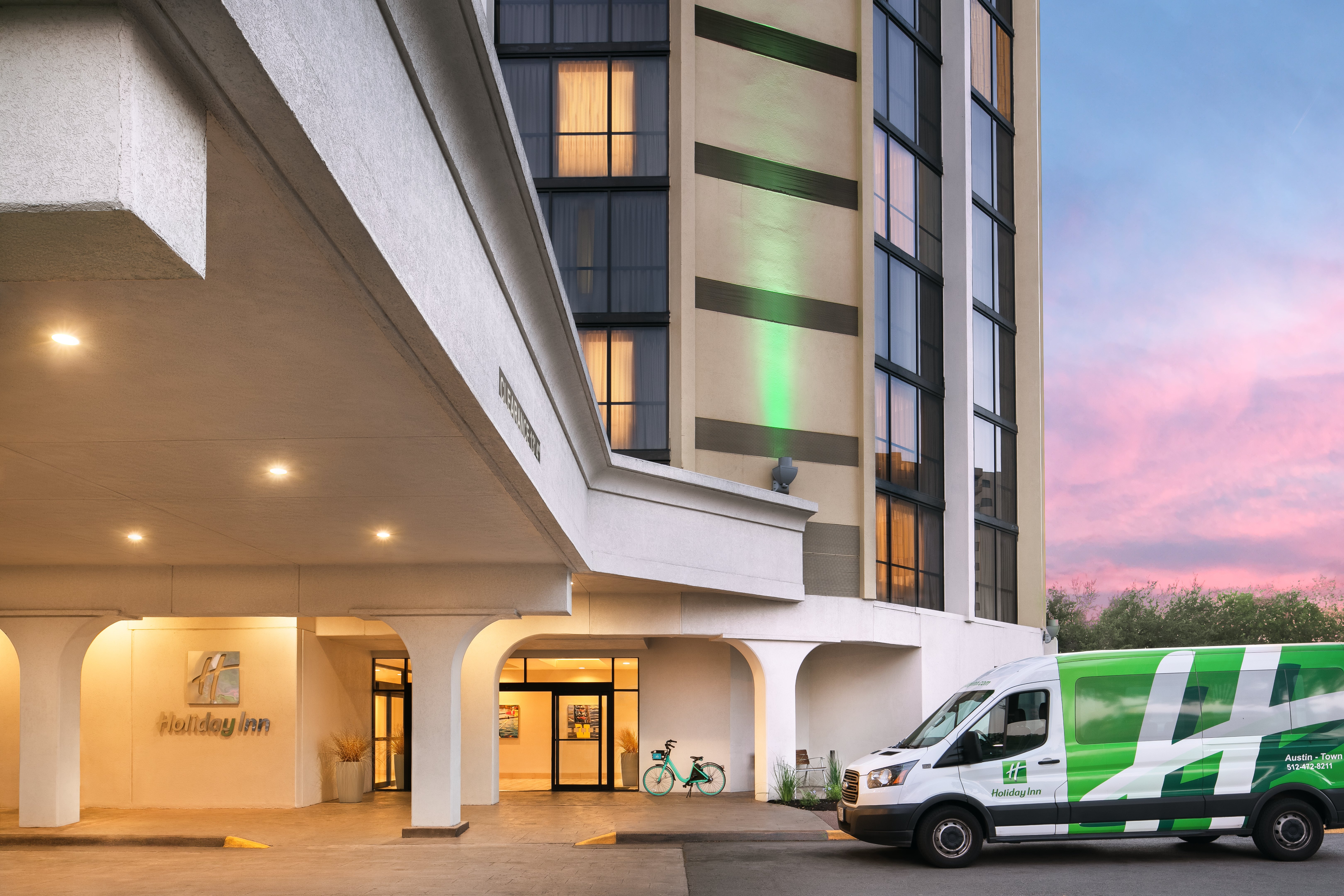 Holiday Inn Austin Town Lake Hotel 44/50