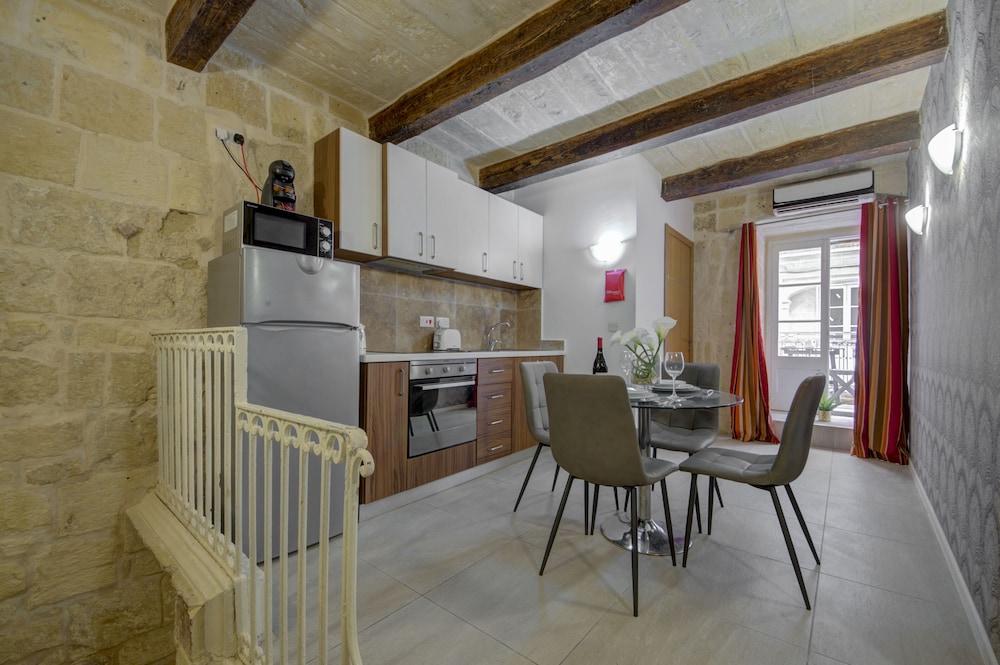 Tritoni harbour suites 37/55