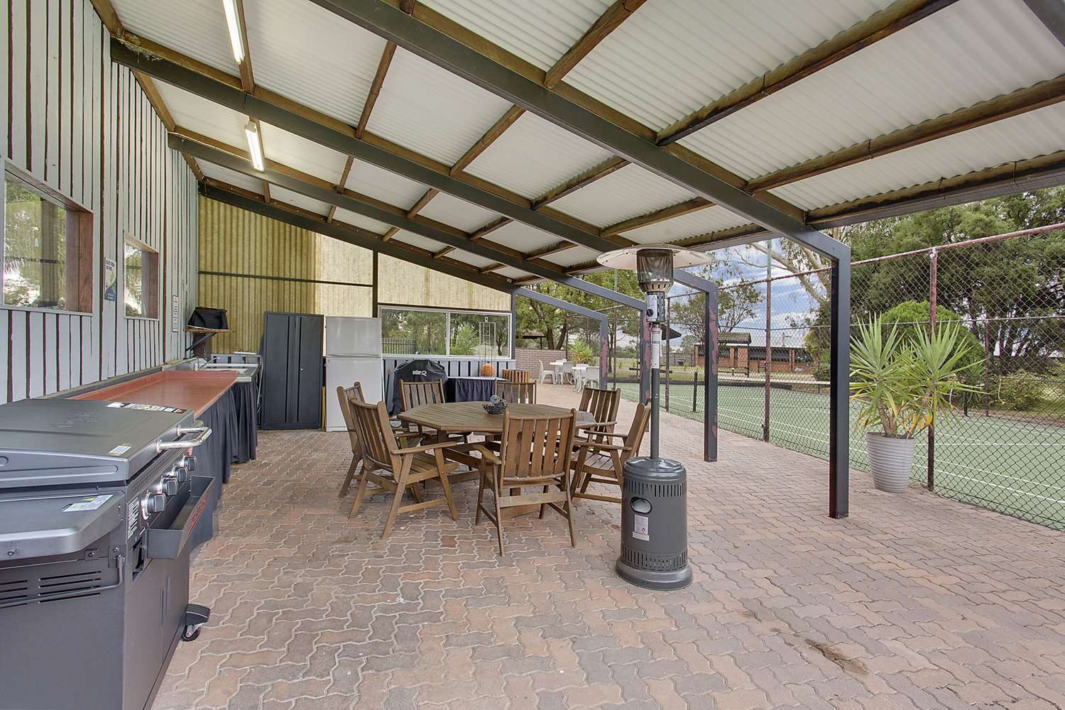 Econo Lodge Savannah Park Tamworth 20/27