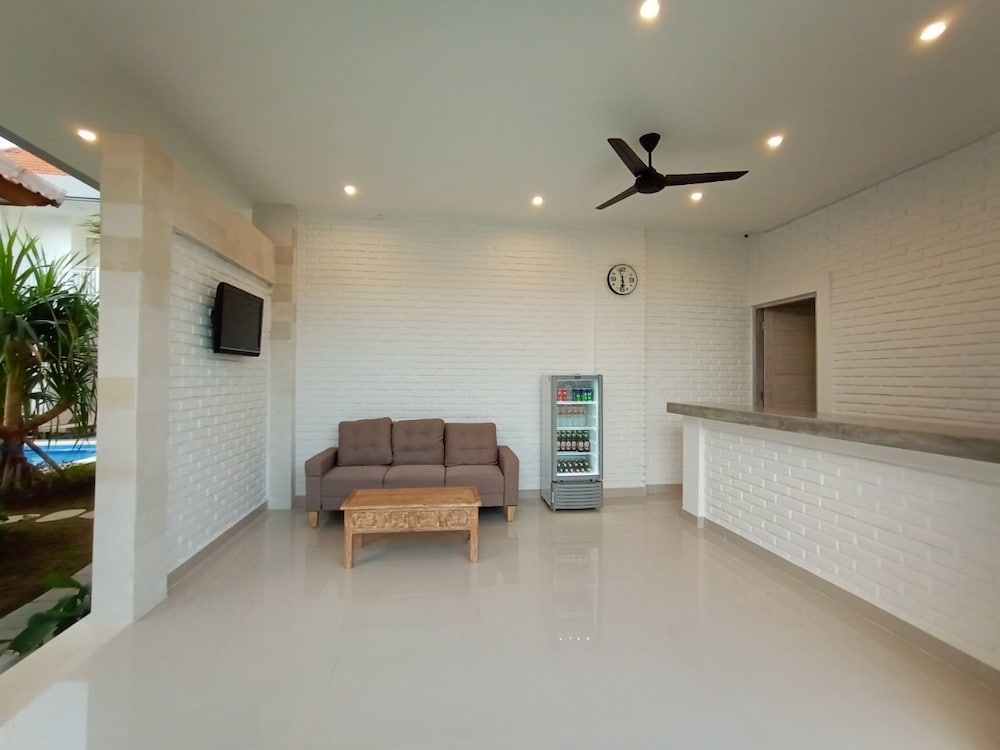 Berawa Dini Guesthouse 14/22