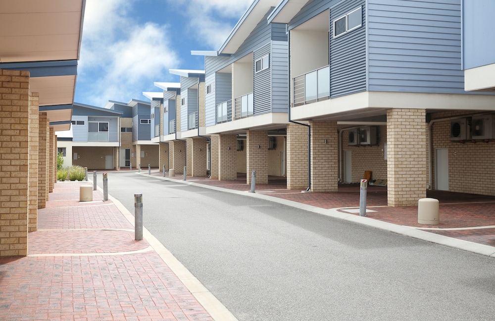 Nesuto Geraldton Apartment Hotel 49/51