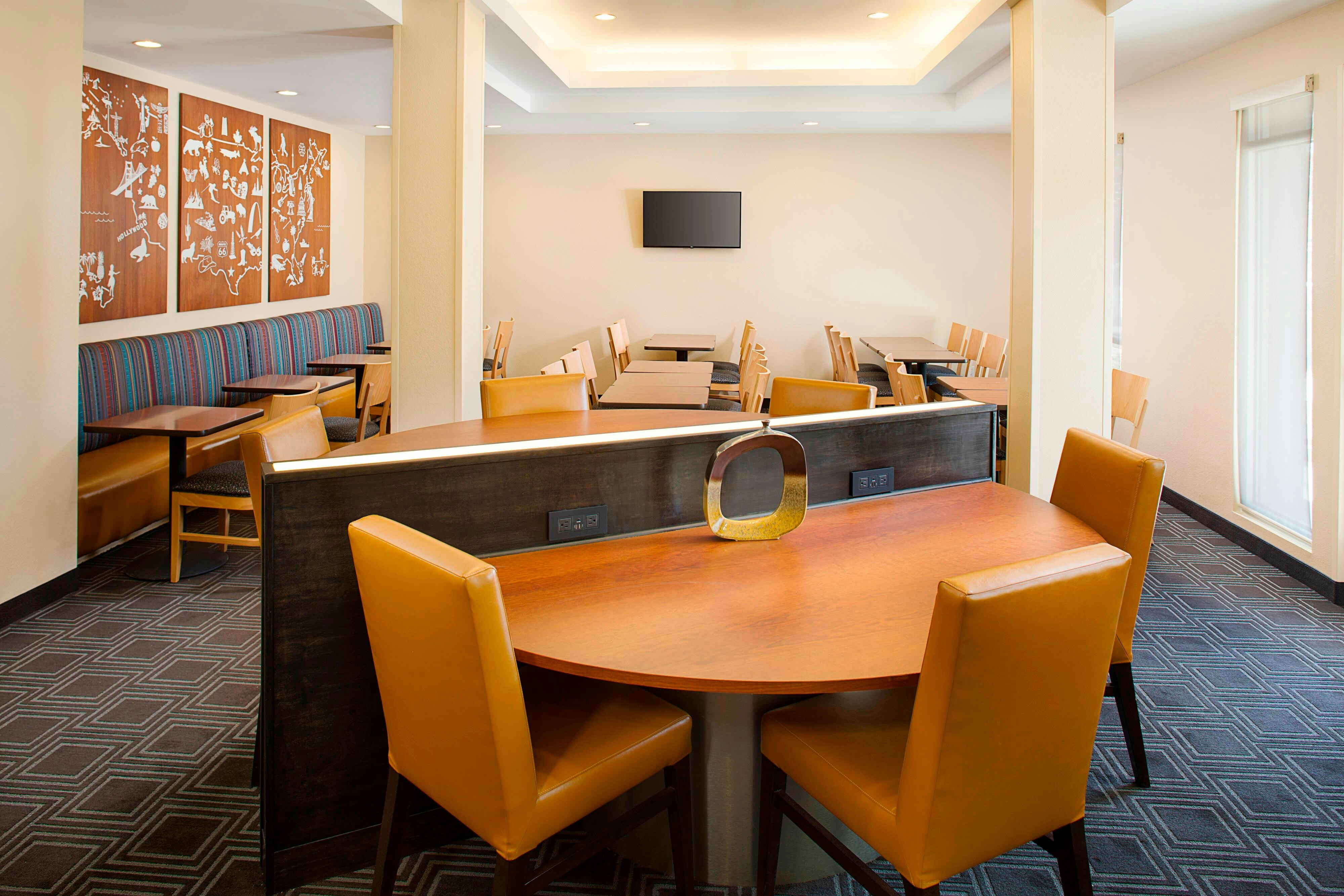 TownePlace Suites by Marriott Phoenix Goodyear 27/30