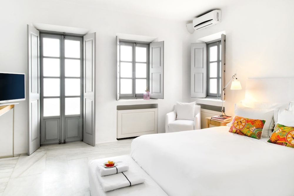 Grand Ambassador Santorini Hotel 15/78