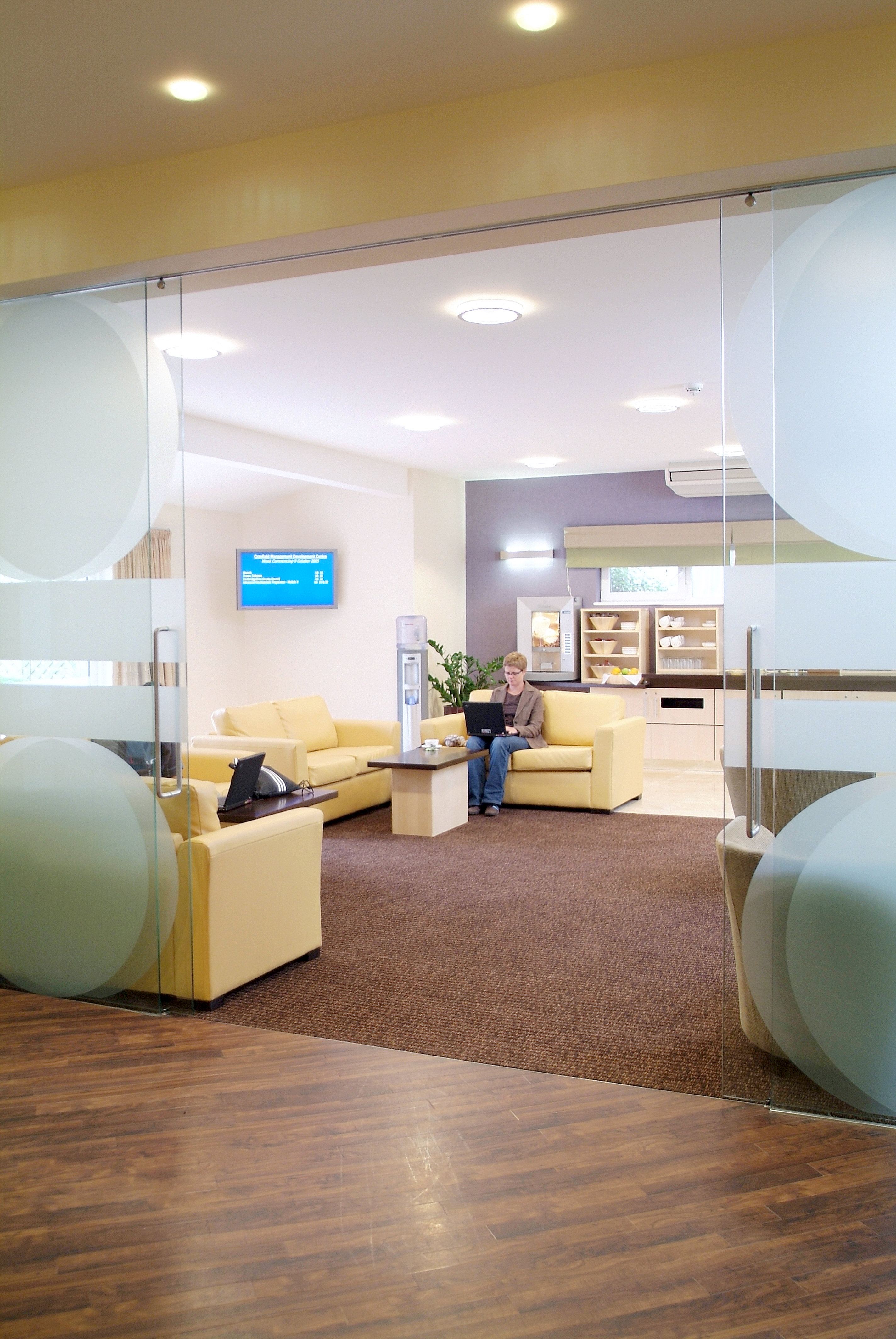 Cranfield Management Development Centre 10/20