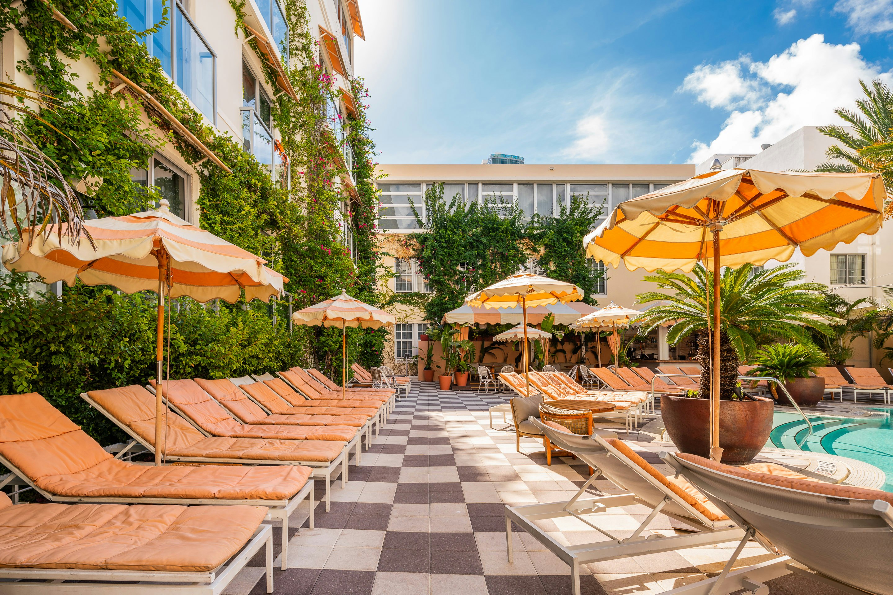 The Plymouth Hotel South Beach 42/50