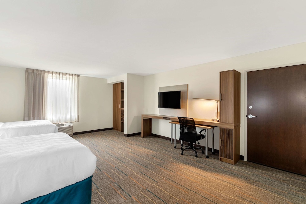 Mainstay Suites Lancaster Dallas South 15/37