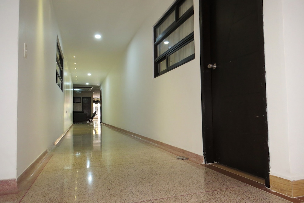 Hotel Leon Dorado 13/27