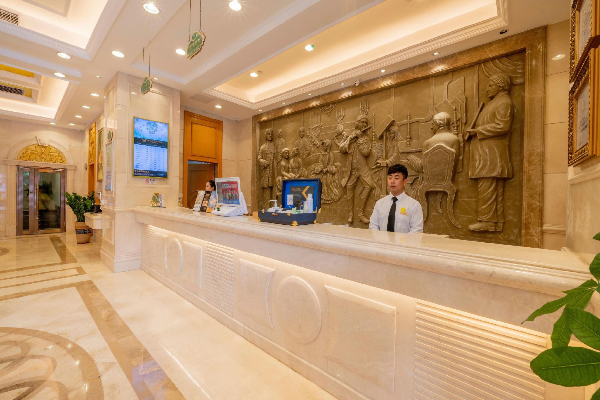 Vienna International Hotel (Shenzhen Fuyong Convention and Exhibition Center) 6/36