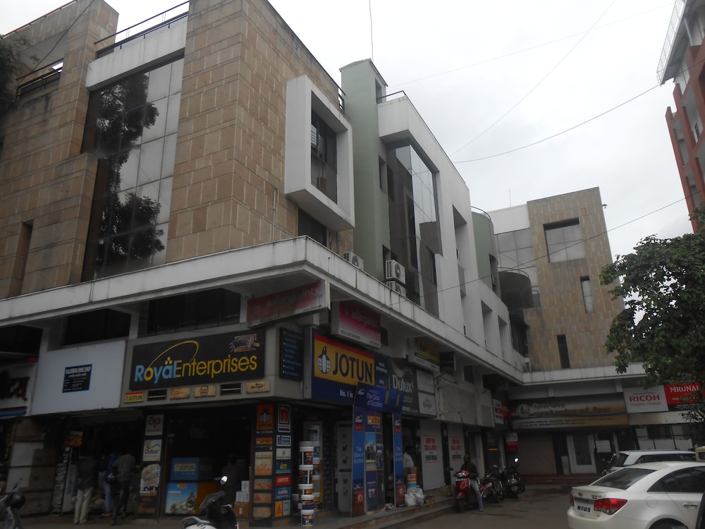 Hotel Pooja International 26/38