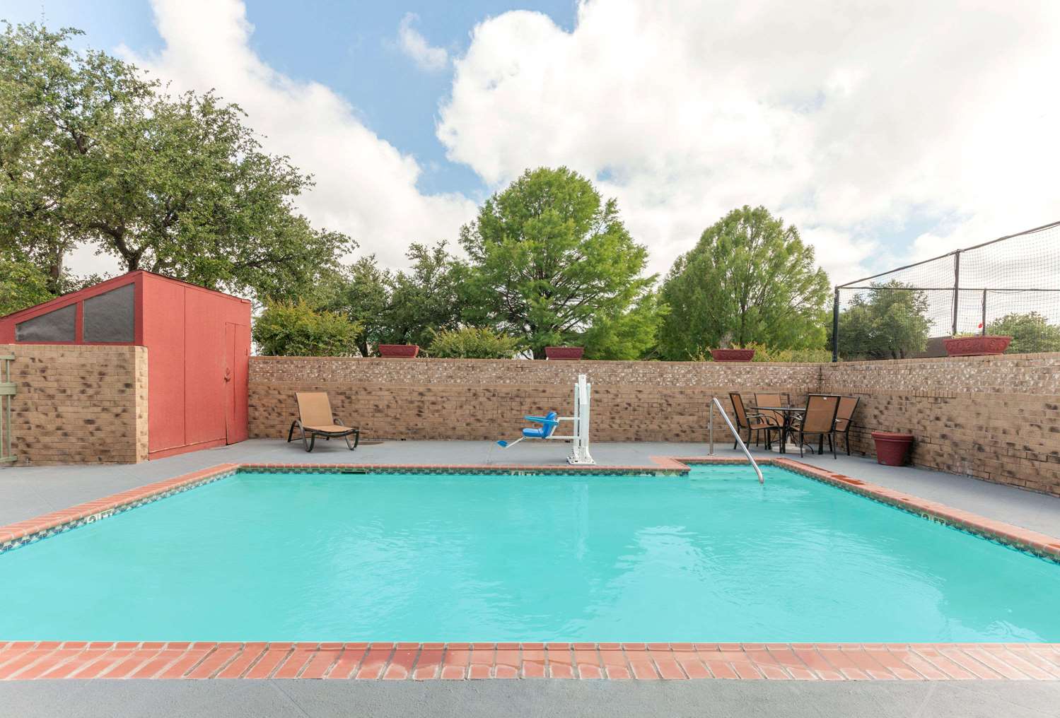 Hawthorn Extended Stay by Wyndham Richardson 23/35