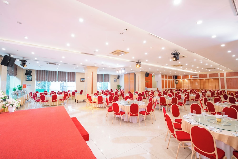 Quang Ba Trade Union Hotel 53/65