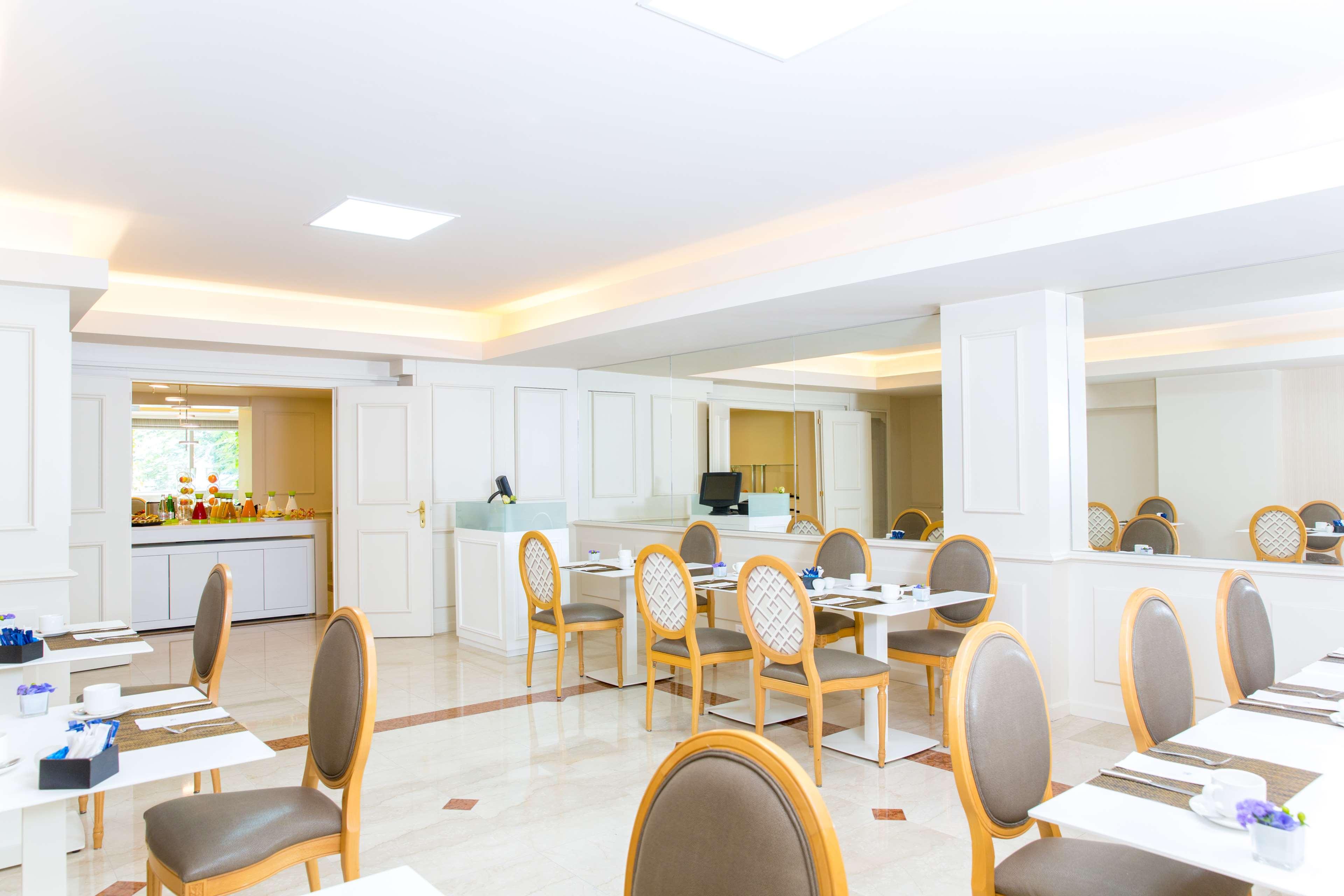 Hotel Geneva by Fassbind 25/32