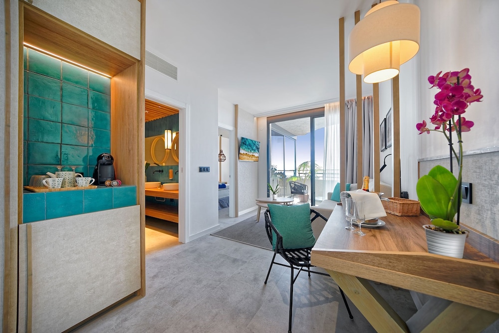 HOVIMA Suites Costa Adeje 41/64