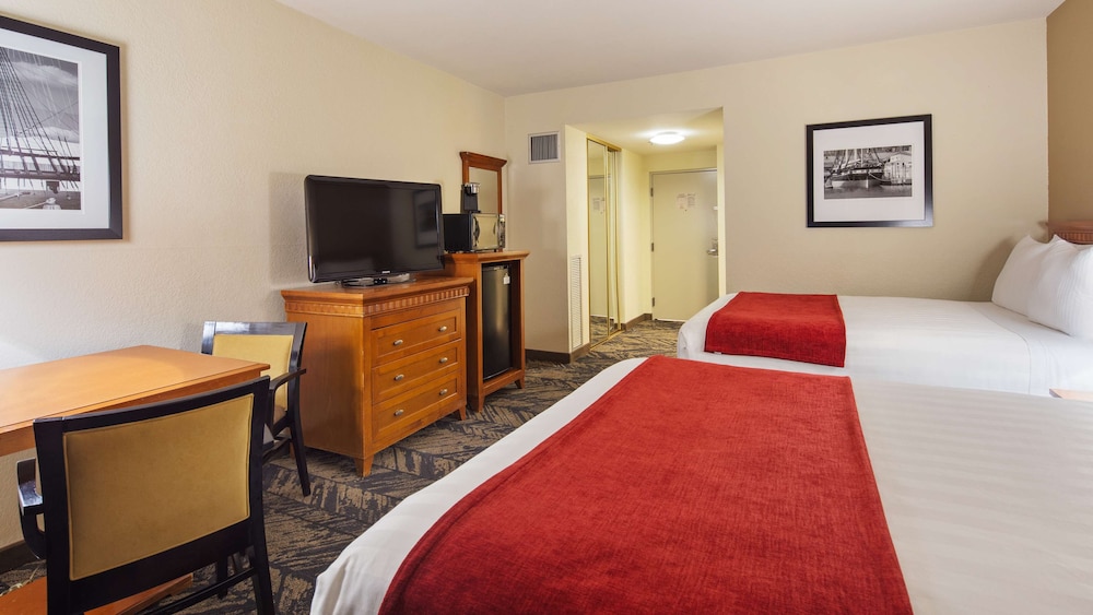 Best Western Plus Bayside Inn 18/39