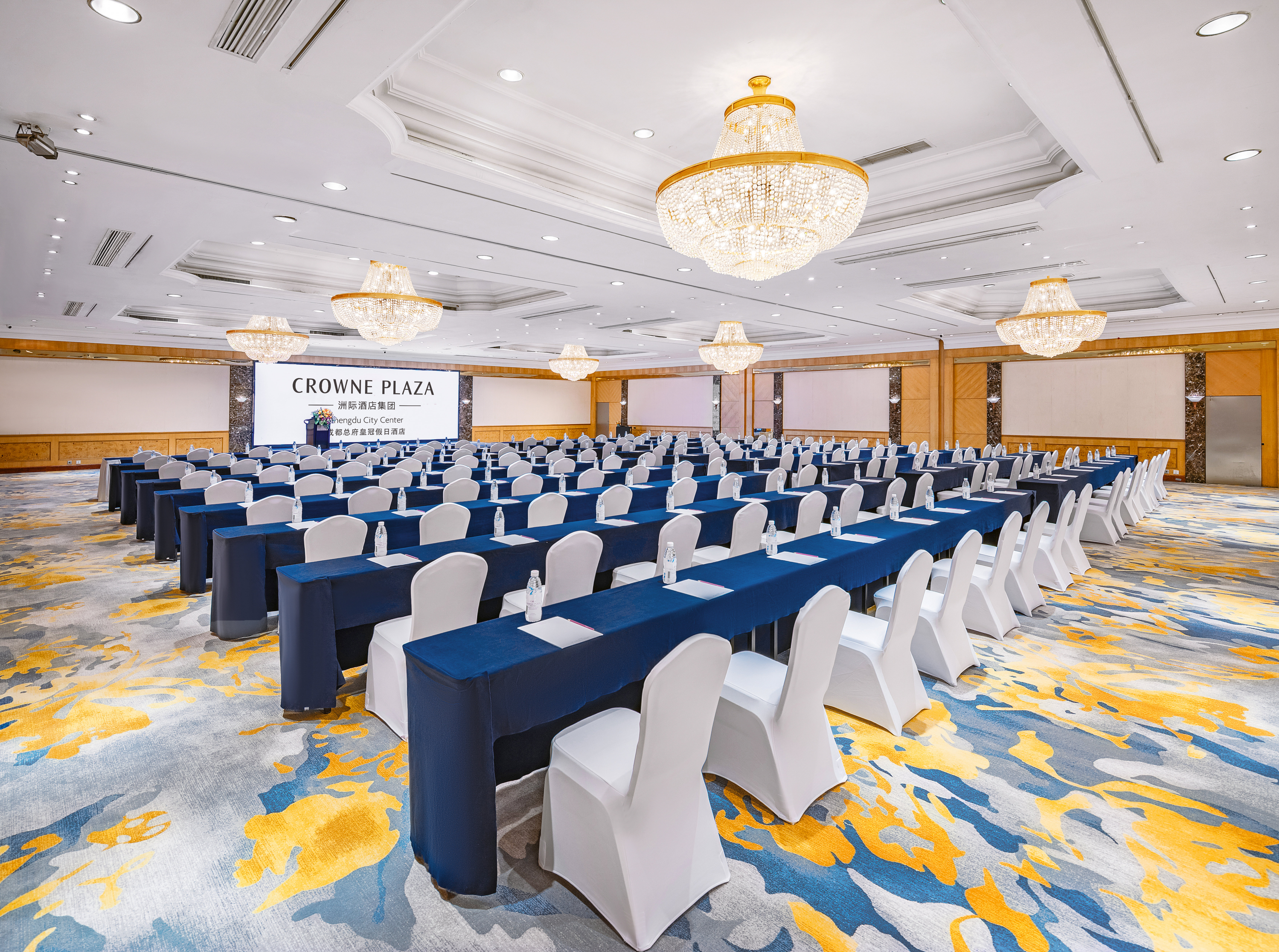 Crowne Plaza Chengdu City Center 68/74