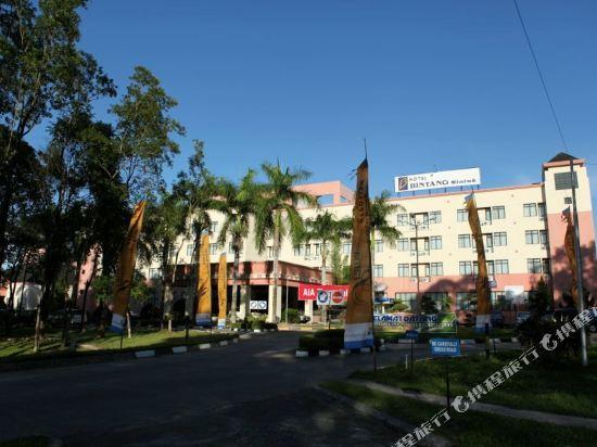 Bintang Sintuk Hotel 17/23