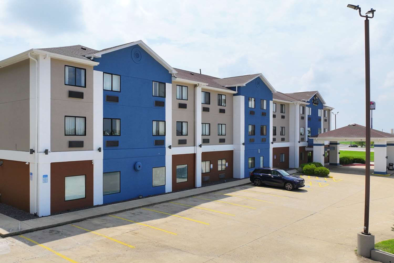 Quality Inn & Suites Caseyville - St. Louis 34/38