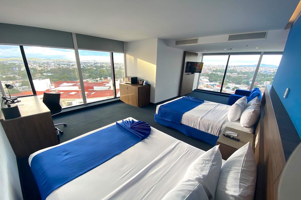 Wyndham Puebla Angelopolis 12/46