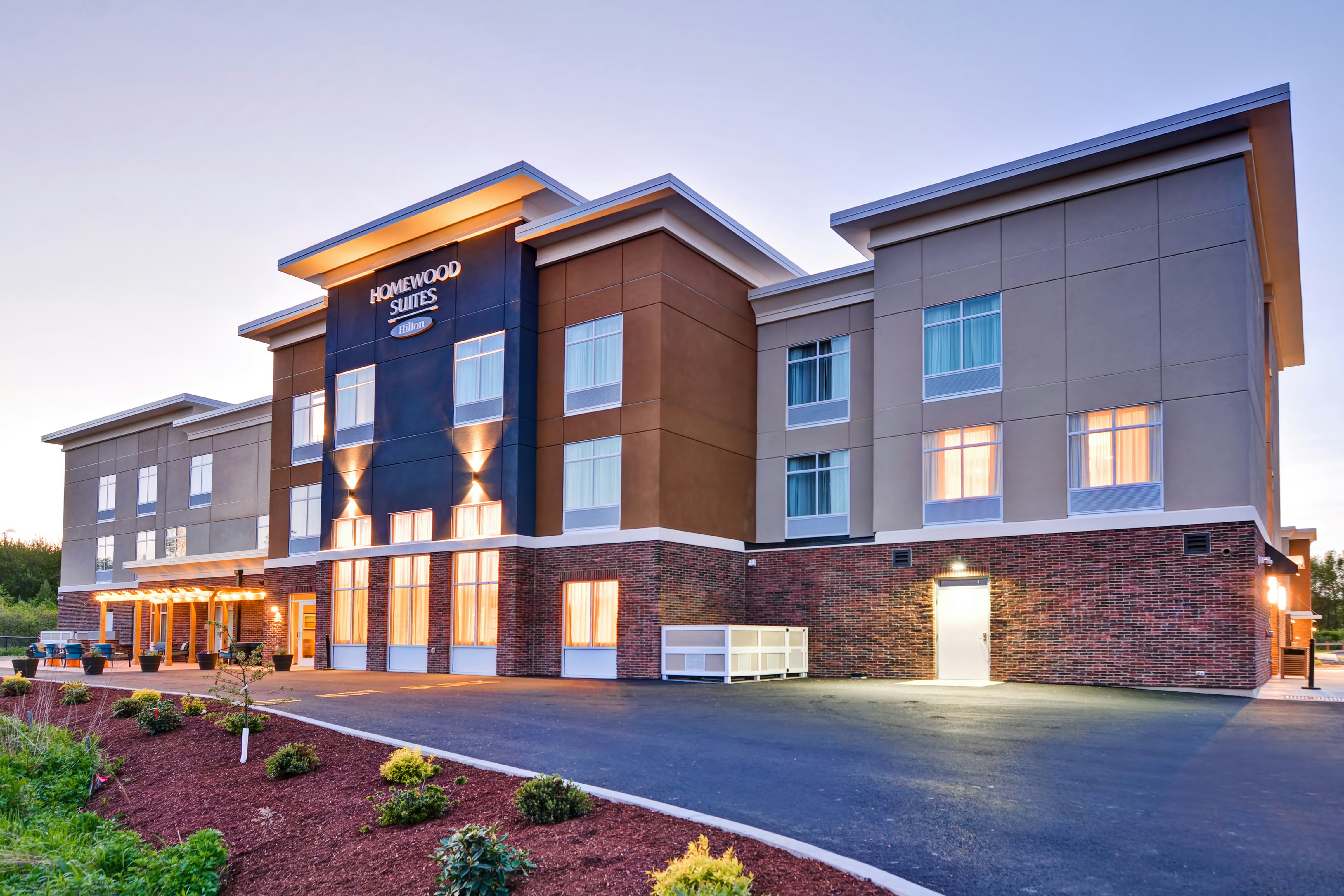 Homewood Suites by Hilton Hadley Amherst 3/26