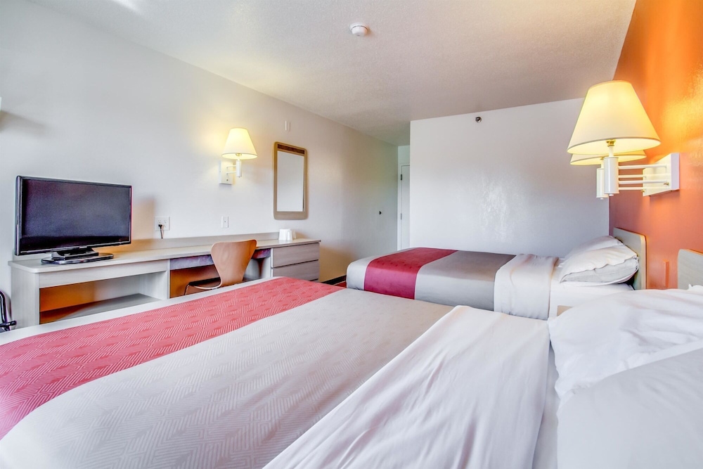 Motel6 Amherst, NY - Buffalo 26/44
