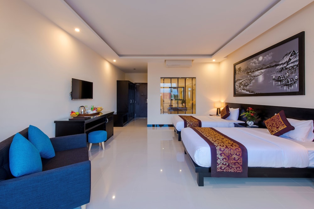 CONNECTING, FAMILY, SUITE, WITH VIEW, BALCONY