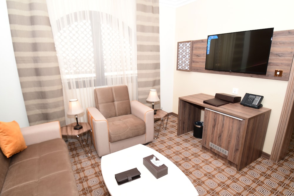 الذهبي جولدن توليب(Golden Tulip Al Zahabi) 40/50