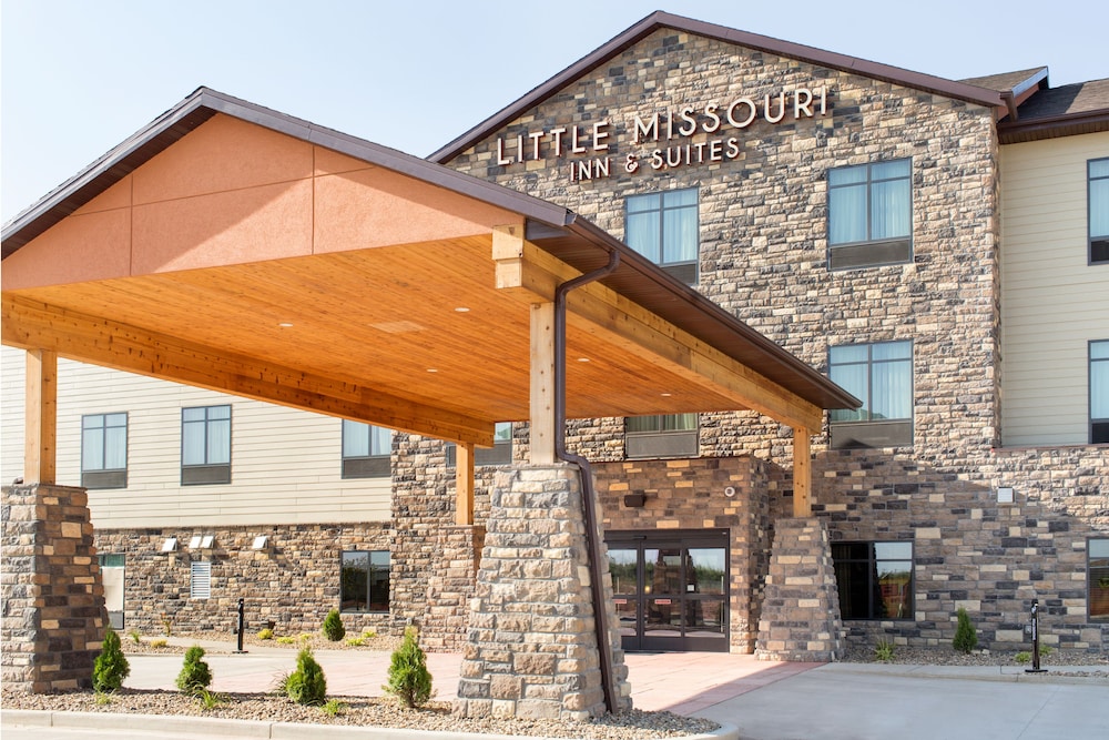 Little Missouri Inn Suites 4/45
