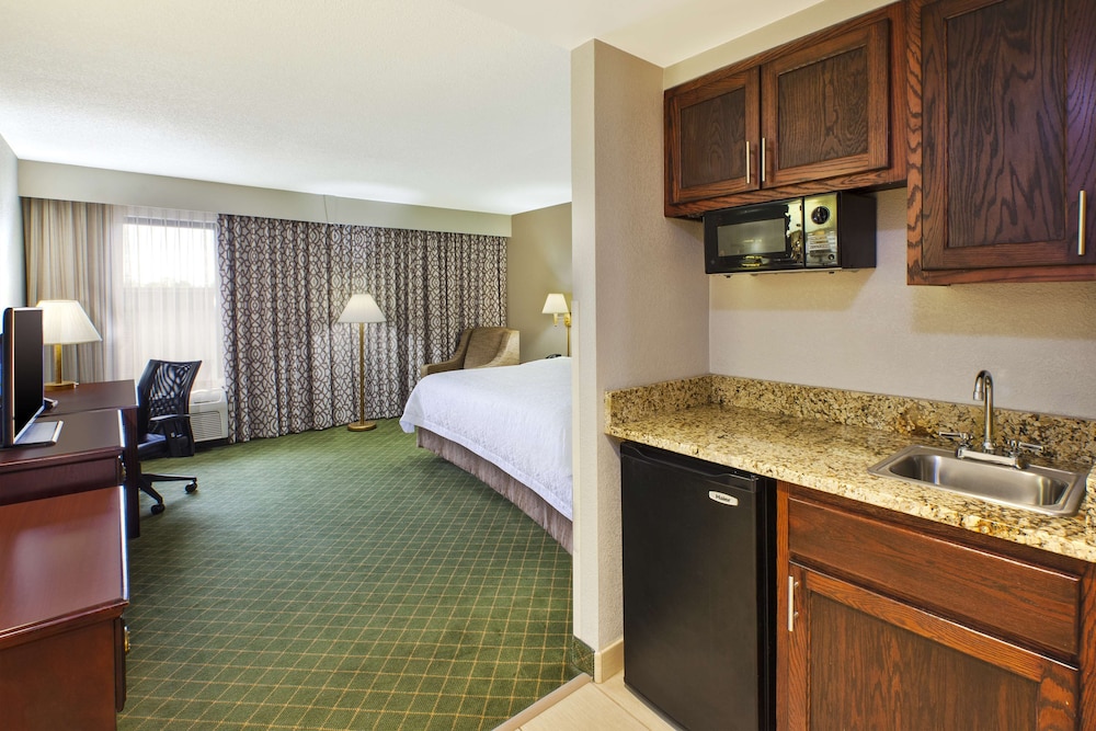 Hampton Inn Marietta 34/58