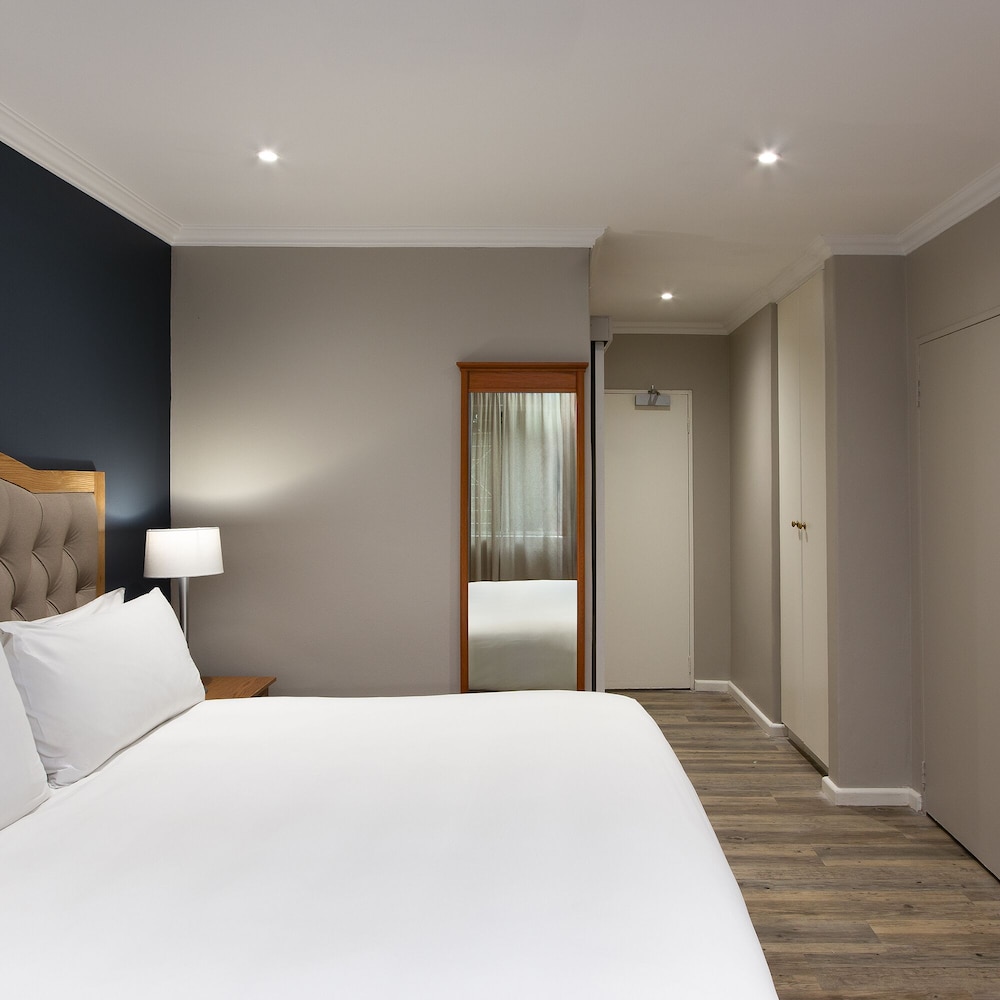 Premier Express Inn George 12/52