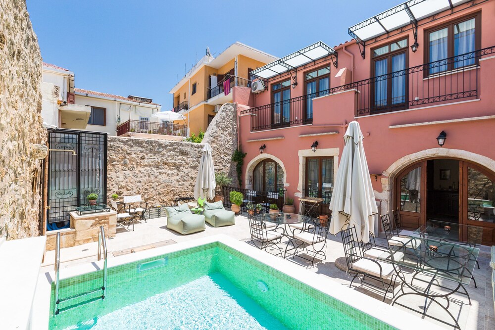 Phaedra Suites - Adults Only 42/50