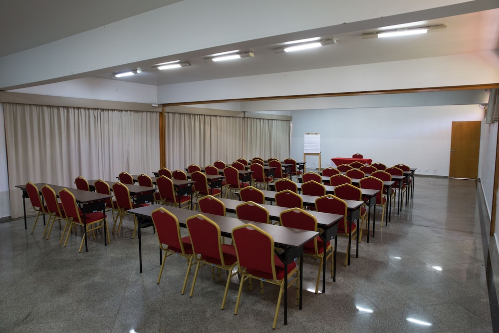 Fenix Hotel Varginha 48/52