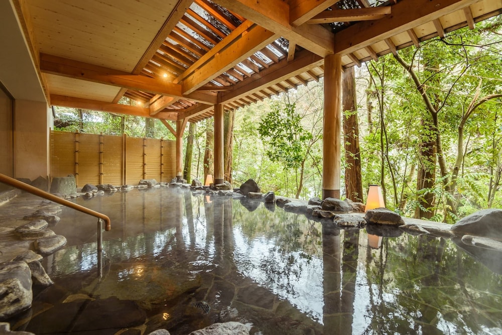 Yamanaka Onsen Shirasagiyu Tawaraya 21/52
