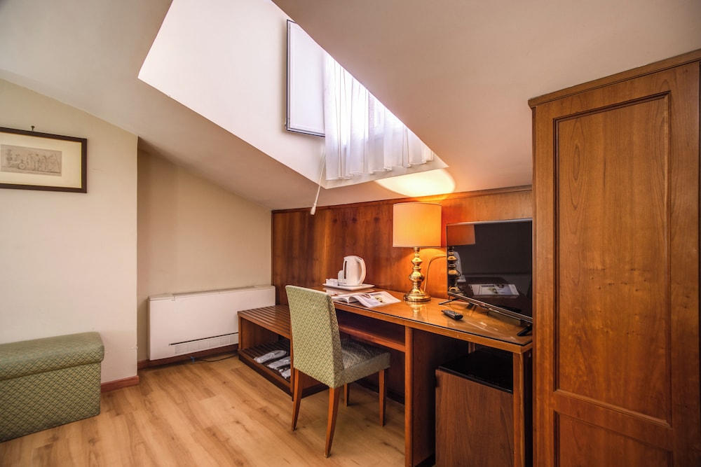 Hotel Della Torre Argentina 41/50
