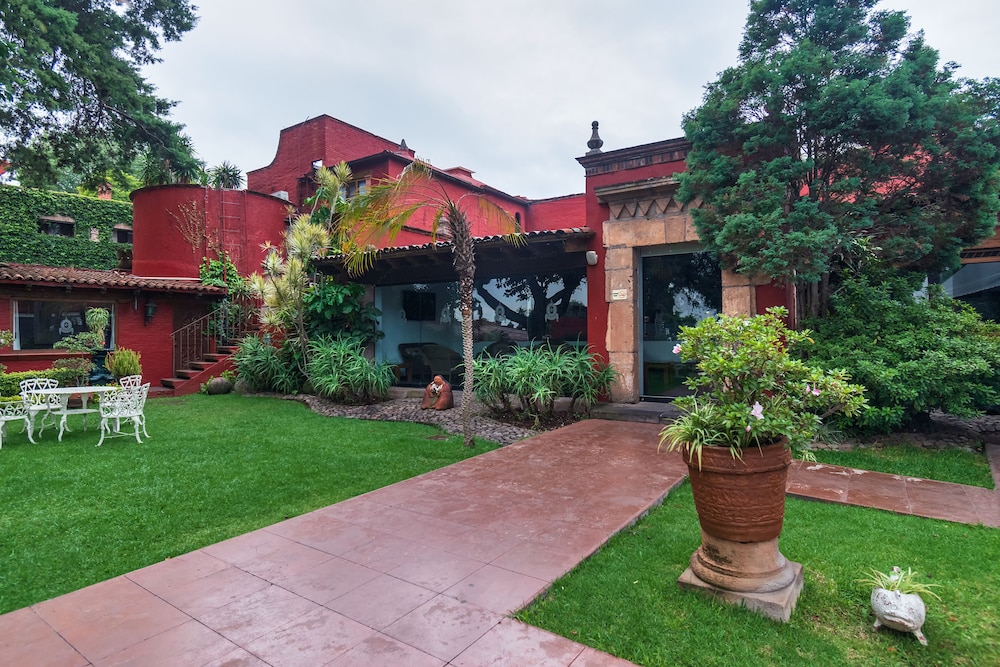 Villa San Jose Hotel And Suites 42/50