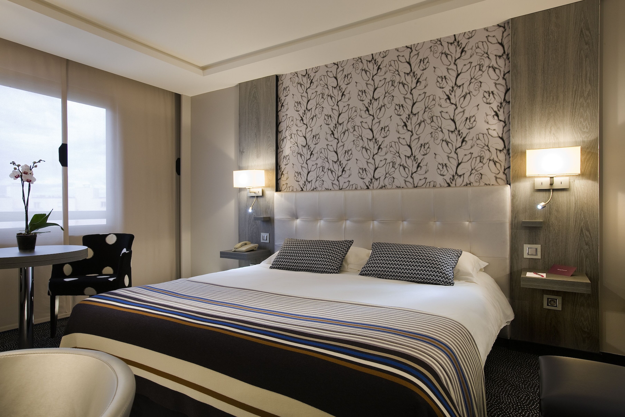SUPERIOR, DOUBLE BED