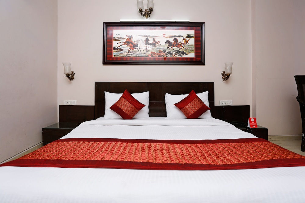 Oyo Rooms 760 Karol Bagh Metro Station 29/50