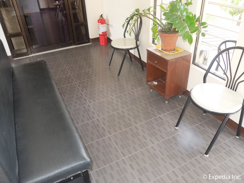 Centrium Condominium Hotel 23/26
