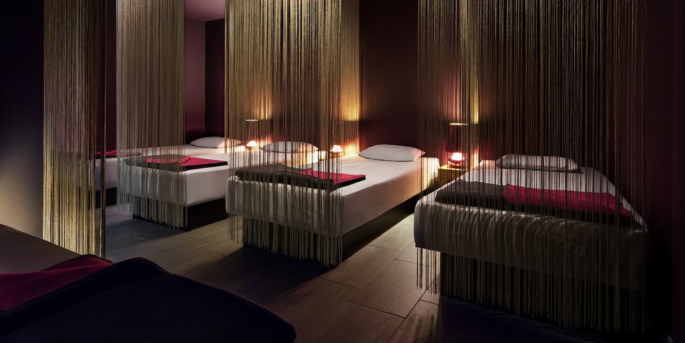 Hotel 47 17/42
