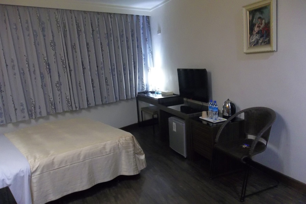 Toong Mao Kao-shang-ching Hotel 31/54