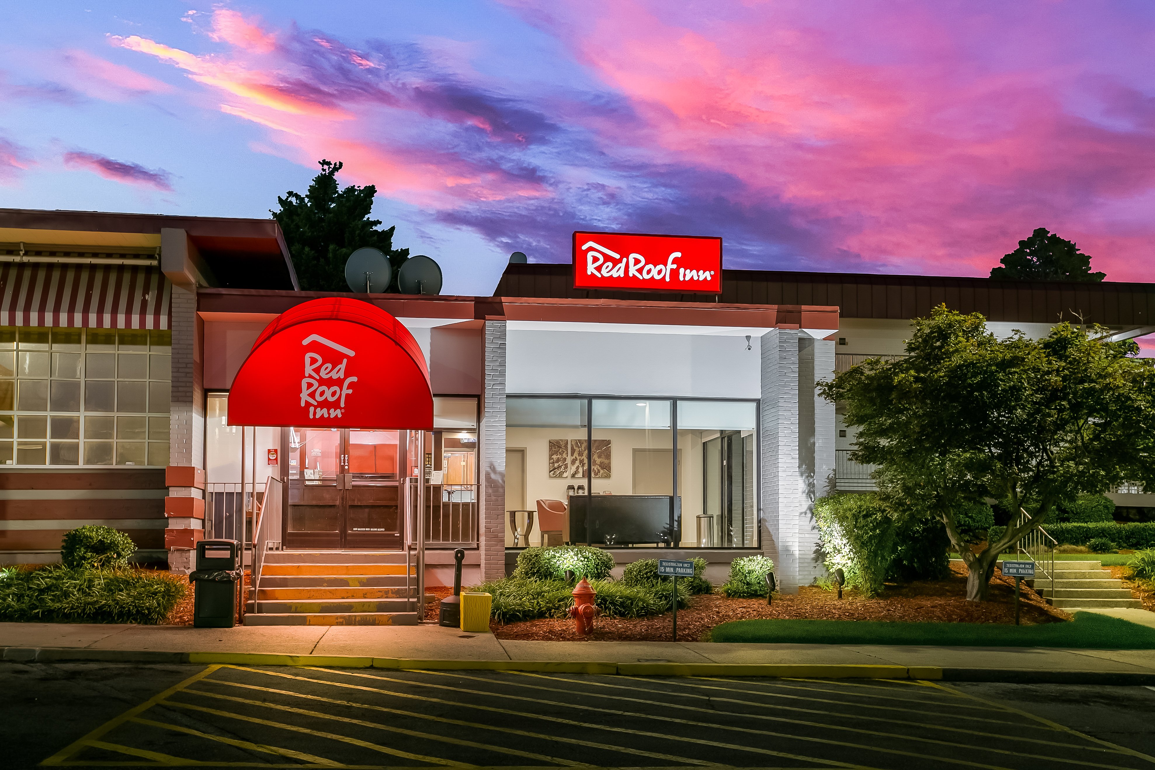 Red Roof Inn Baltimore (ex Days Inn By Wyndham Baltimore West Security Blvd) 3/20