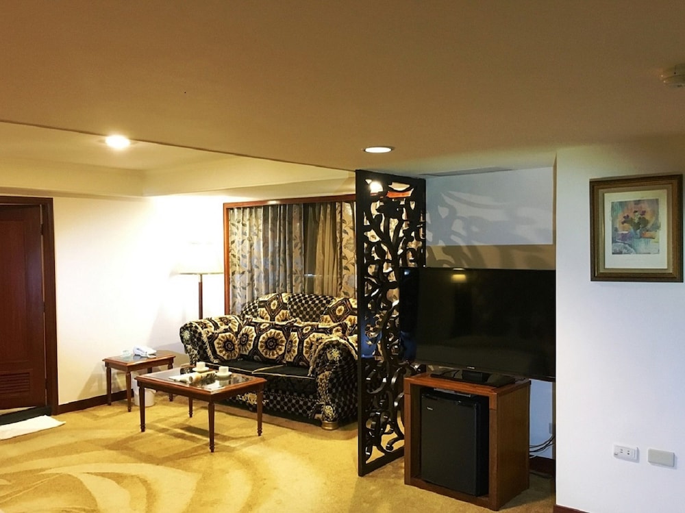 Chyuan Du Spring Resort 36/50
