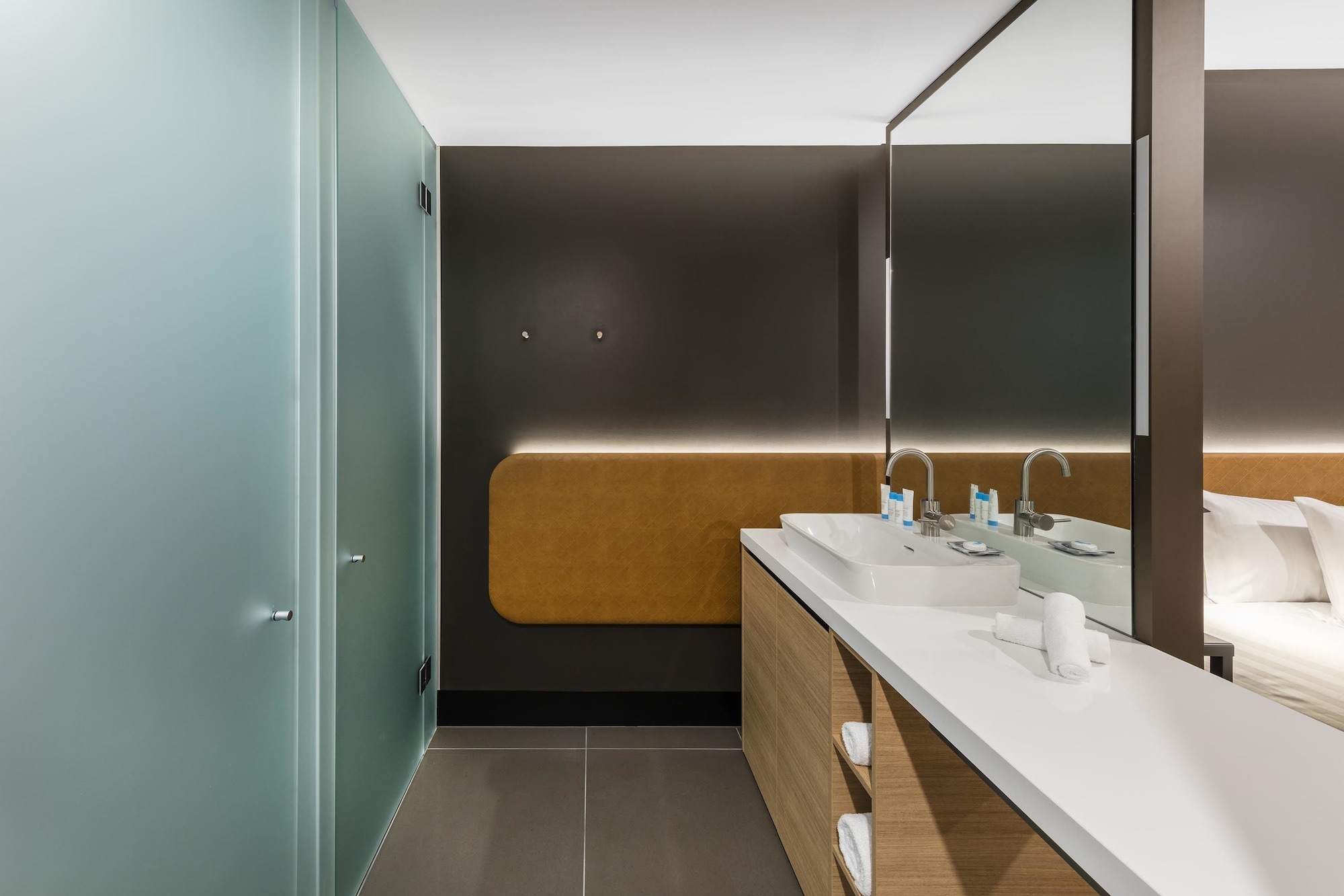 غرفة بسريرين منفصلين، Vibe Hotel Canberra Airport 7/8