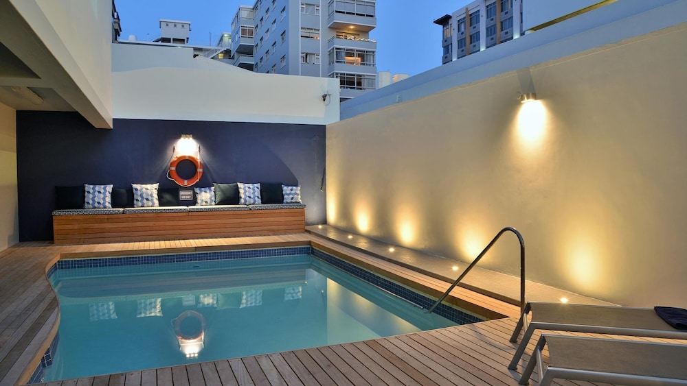 Peninsula All-Suite Hotel by Dream Resorts 21/49